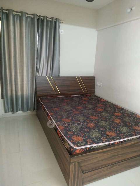 Single Room for Male In 3 BHK  In Menlo Homes Kharadi In Wagholi