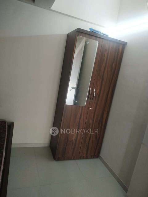Single Room for Male In 3 BHK  In Menlo Homes Kharadi In Wagholi