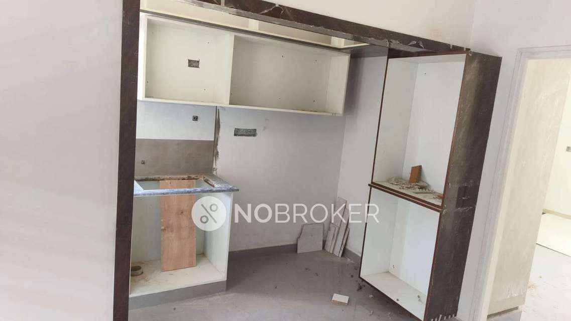 1 BHK Flat In Standlone Building for Rent  In Tin Factory