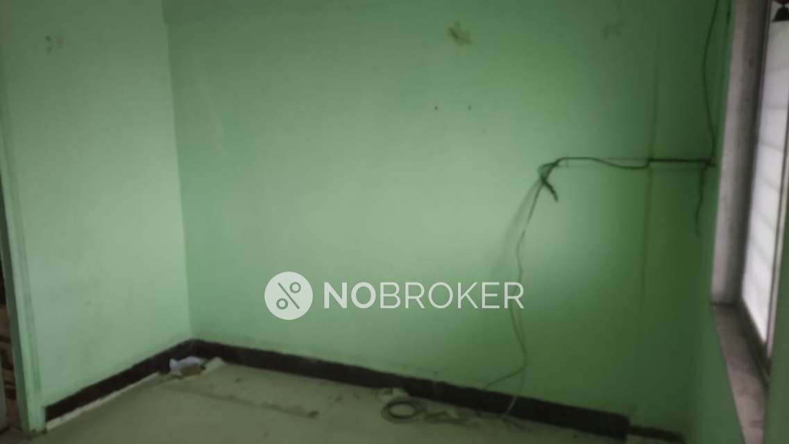 1 RK Flat In Navodit Chs For Sale  In Thane East