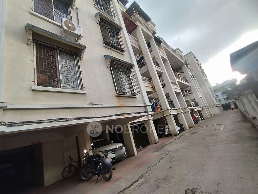 2 BHK Flat In Varsha Apartment  For Sale  In Wanowrie