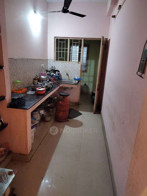 2 BHK Flat In Raja Flats For Sale  In Perumbakkam
