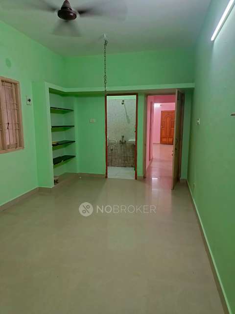 2 BHK Flat In Raja Flats For Sale  In Perumbakkam