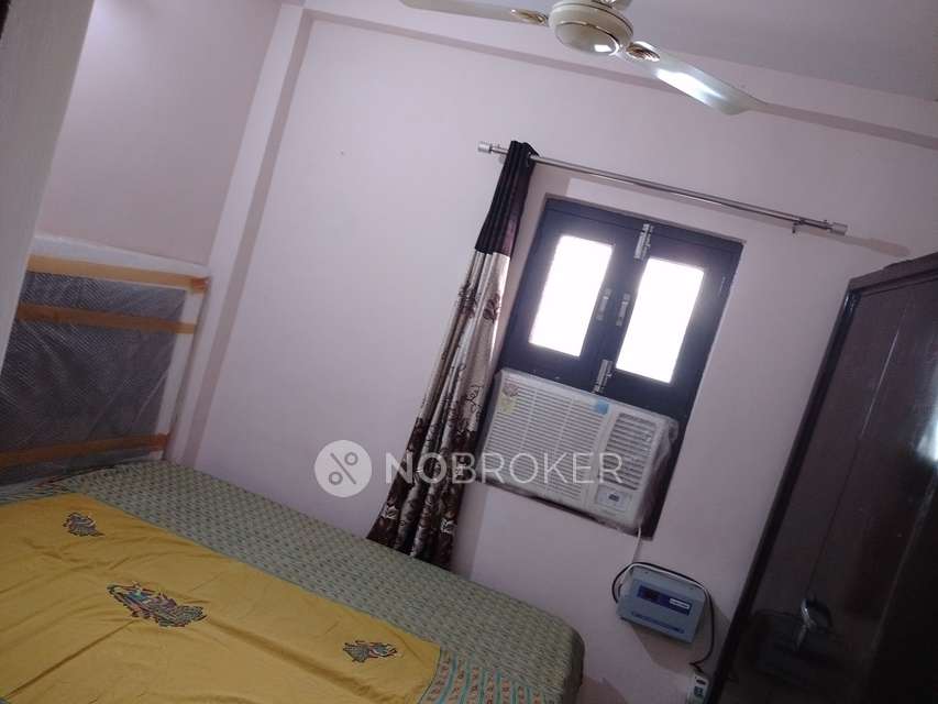 1 BHK Flat In Golf Link Apartments, Dwarka for Rent  In Dwarka