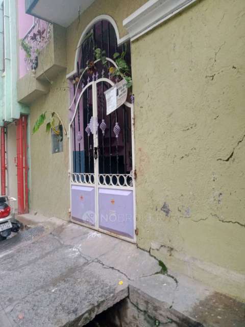 2 BHK House for Rent  In Azad Nagar