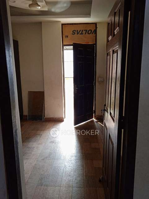 1 BHK Flat In Sapphire Apartment For Sale  In Sector-104