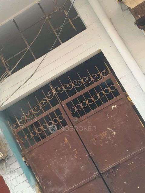 1 RK House for Rent In Sector 105