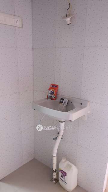 2 BHK Flat In Abhijit Apartment for Rent  In Kothrud