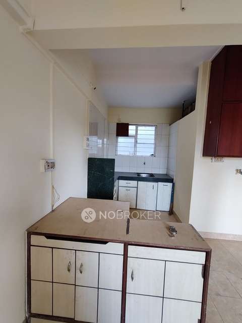 1 BHK Flat In Gita Housing Society For Sale  In Rasta Peth