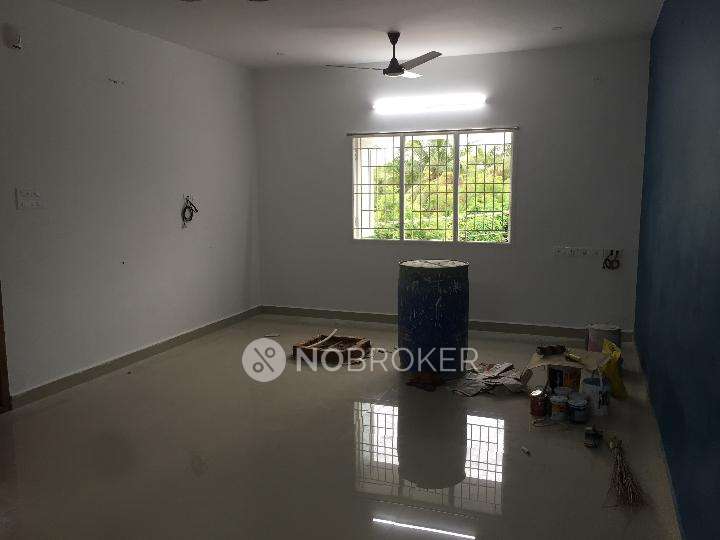 2 BHK Flat In Karthik Illam For Sale  In Thazhambur