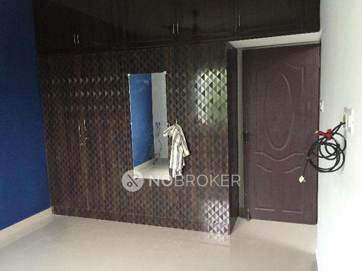 2 BHK Flat In Karthik Illam For Sale  In Thazhambur