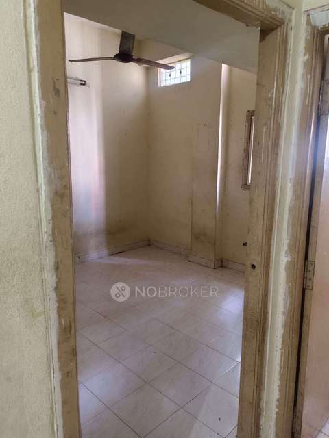 1 BHK Flat In Standalone Building  for Rent  In Yella Reddy Guda