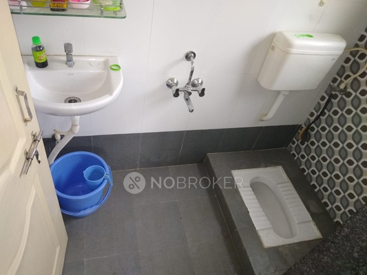 2 BHK Flat In Venkatesh Apartment for Rent  In Baner