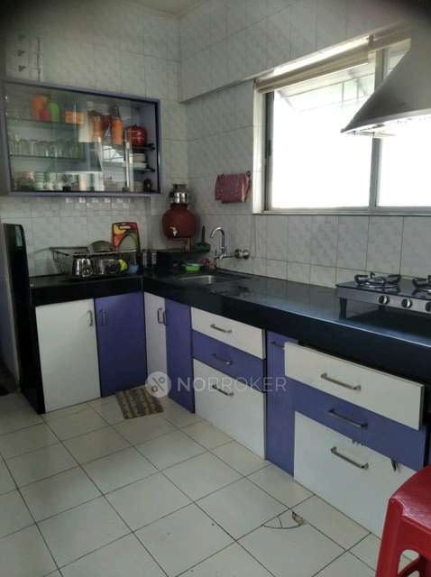 2 BHK Flat In Mahalaxmi Mahalakshmi Society For Sale  In Budhwar Peth