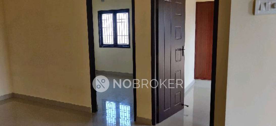 2 BHK Flat In Sumuka Apartment For Sale  In Semmancheri