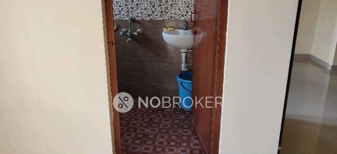 2 BHK Flat In Sumuka Apartment For Sale  In Semmancheri