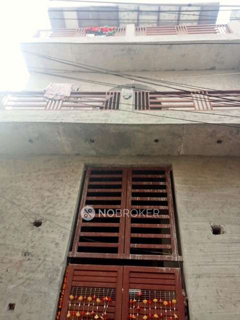 4 BHK Flat For Sale  In Jawahar Colony 