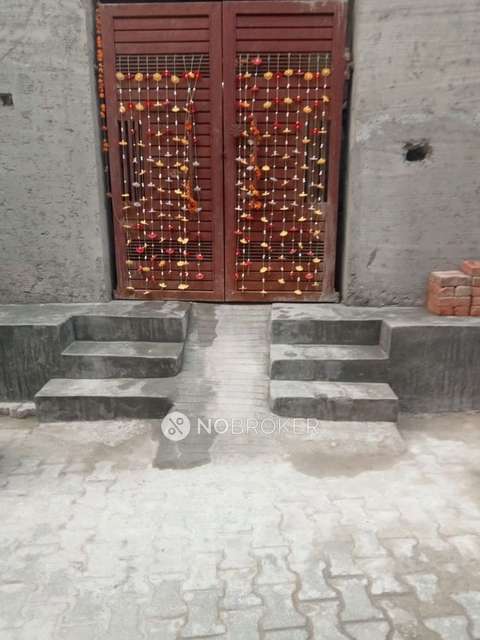 4 BHK Flat For Sale  In Jawahar Colony 