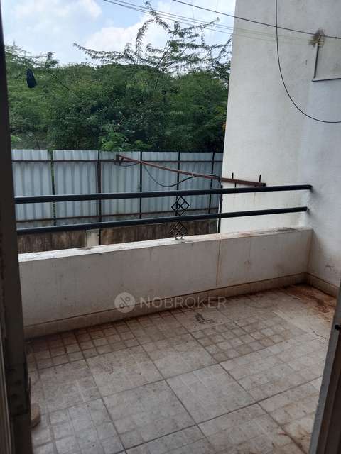 3 BHK Flat In Om Balaji Darshan Housing Society for Rent  In Hadapsar Gaon