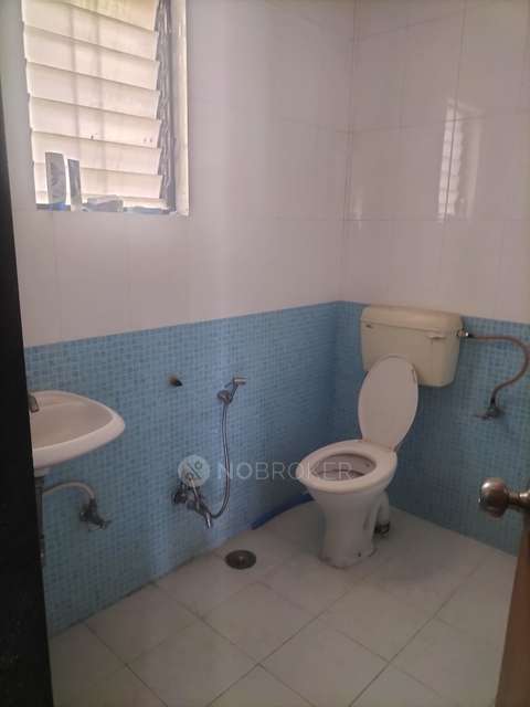 3 BHK Flat In Om Balaji Darshan Housing Society for Rent  In Hadapsar Gaon
