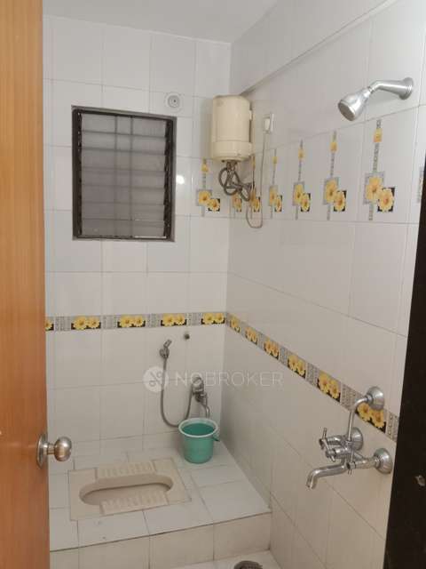 3 BHK Flat In Om Balaji Darshan Housing Society for Rent  In Hadapsar Gaon