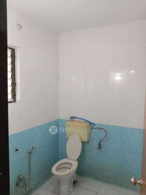 3 BHK Flat In Om Balaji Darshan Housing Society for Rent  In Hadapsar Gaon