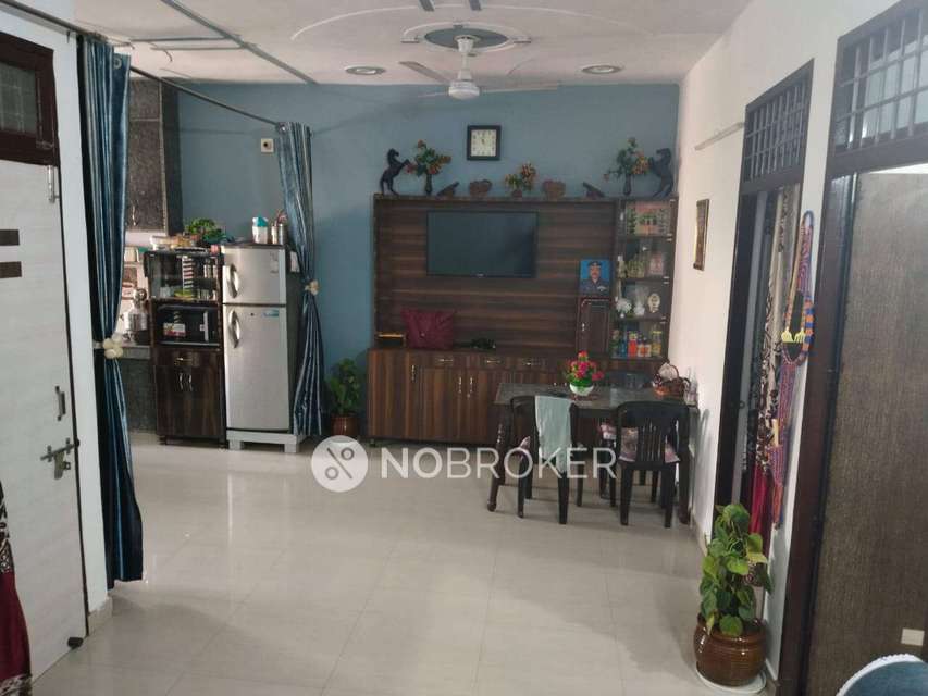 2 BHK Flat In Standalone Building   for Rent  In Najafgarh