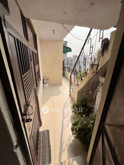3 BHK Flat For Sale  In Patparganj 