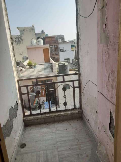 2 BHK Flat In Standalone Building  For Sale  In Sector 6, Rohini