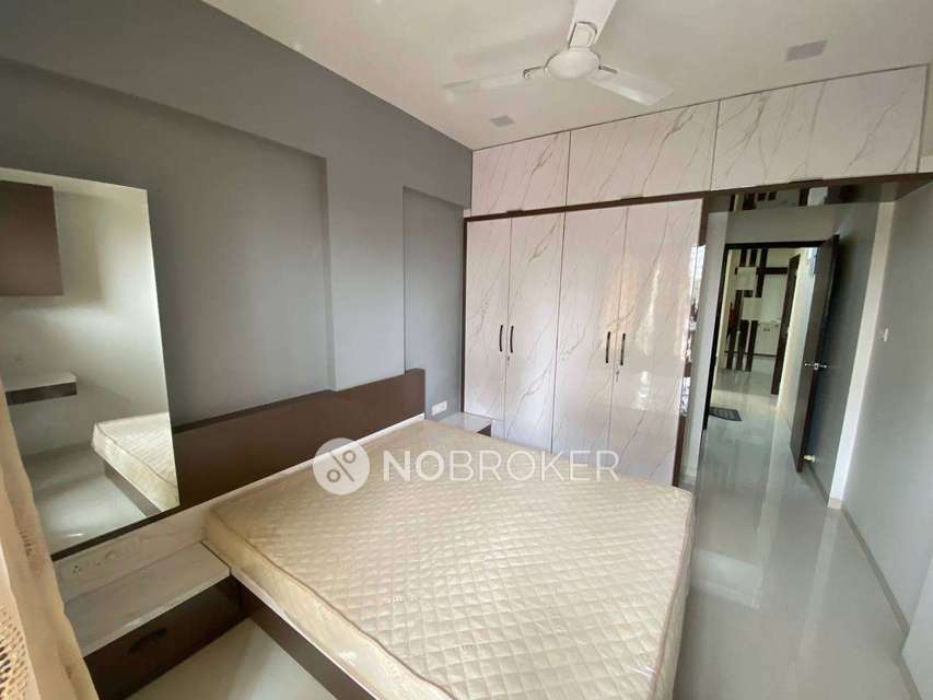 2 BHK Flat In Mahavir Ashish Chsl For Sale  In Mulund West