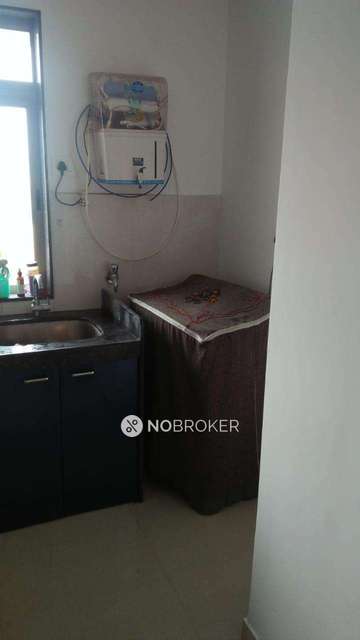 1 BHK Flat In Runwal Eirene For Sale  In Majiwada
