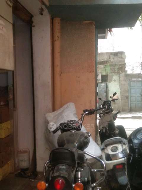 Commercial Property in Cottonpete, Bangalore for Rent 