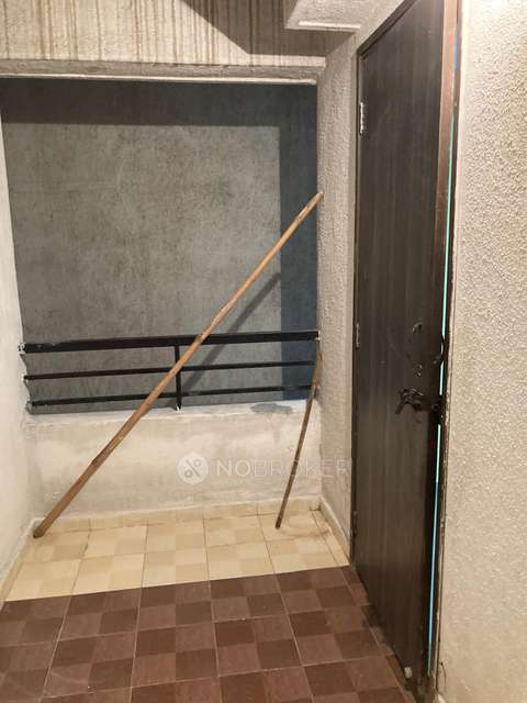 1 BHK Flat In Rkl Complex For Sale  In Charholi Budruk