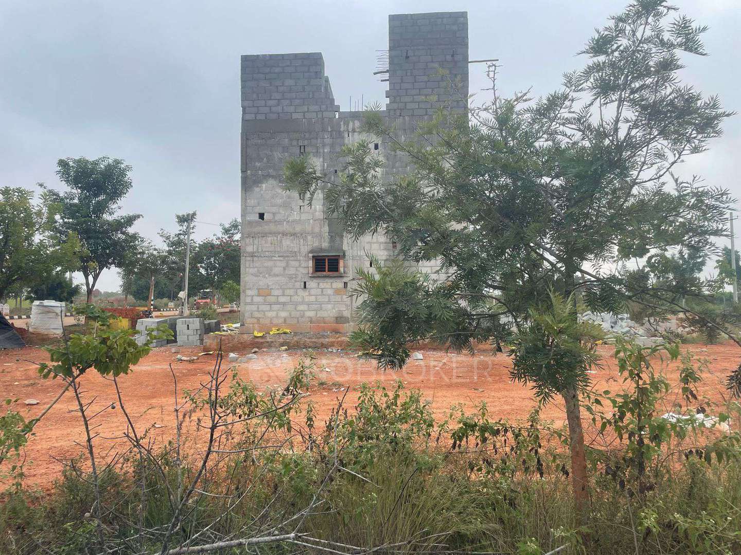 Plot For Sale  In Northeast Paradise  In Jangamakote Cross