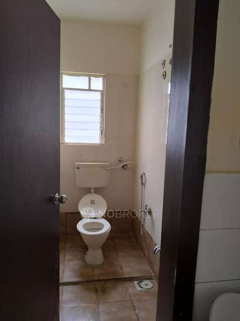2 BHK Flat In Venkatesh Serenity For Sale  In  Dhayri