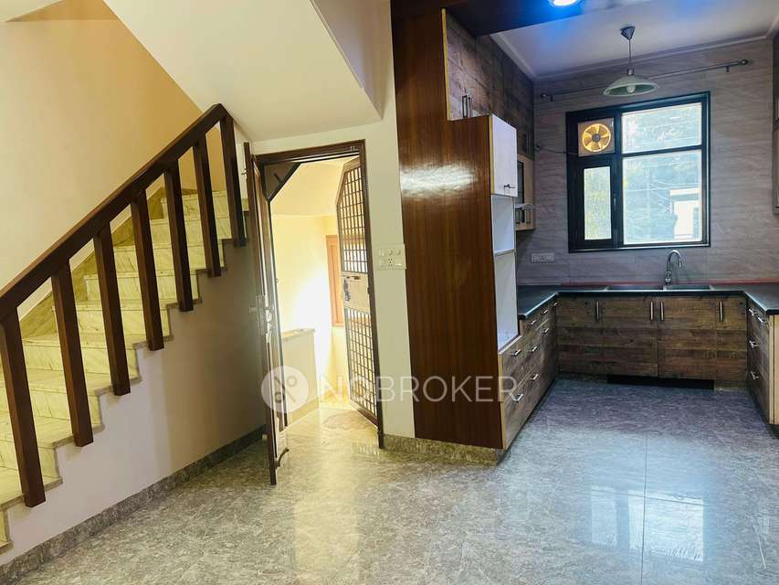 4+ BHK House For Sale  In Sushant Lok Phase I
