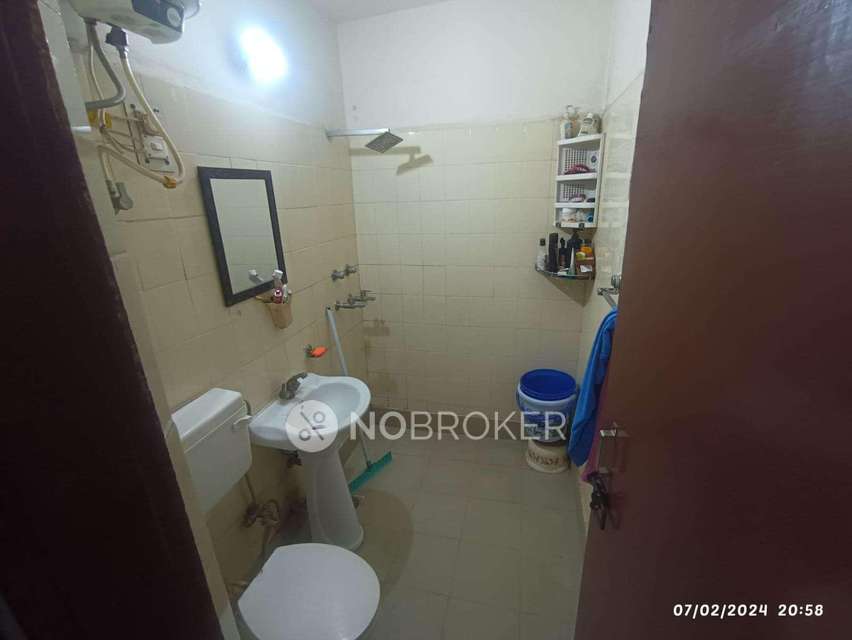 2 BHK Flat In Ganpati Heights Apartment For Sale  In Sector 13