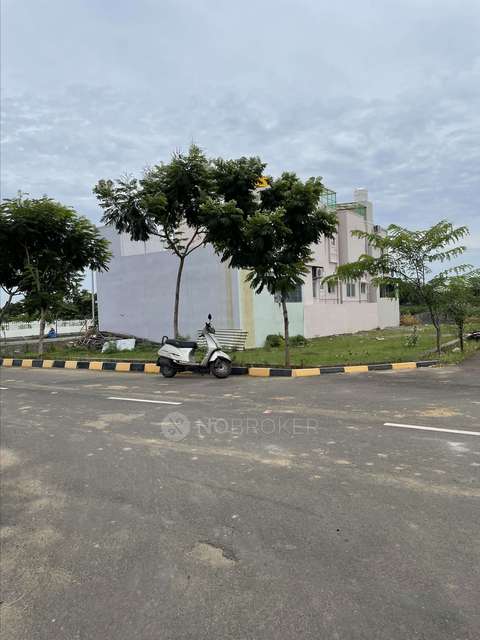 Plot For Sale  In Vgn Highland  In Tharapakkam