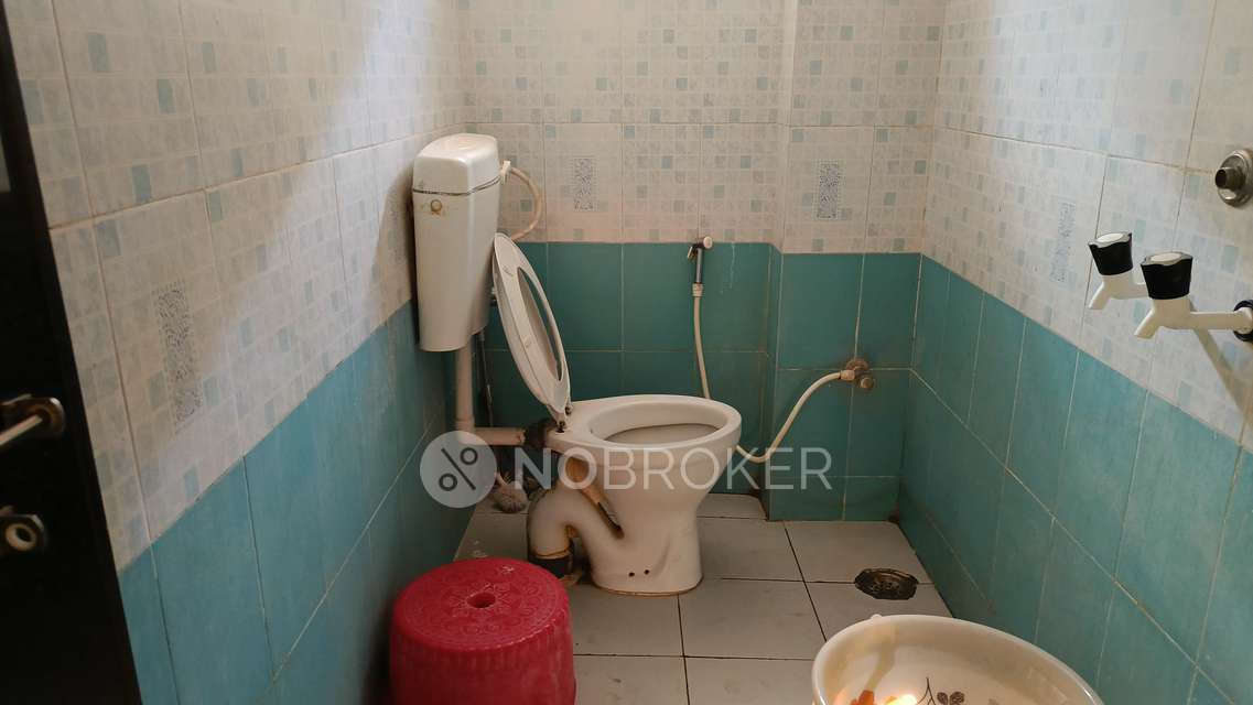 2 BHK Flat In Vaishnavi Residency  For Sale  In  Pragathi Nagar