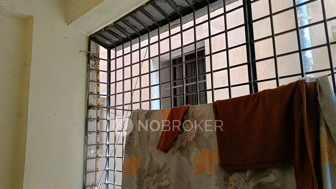 2 BHK Flat In Vaishnavi Residency  For Sale  In  Pragathi Nagar