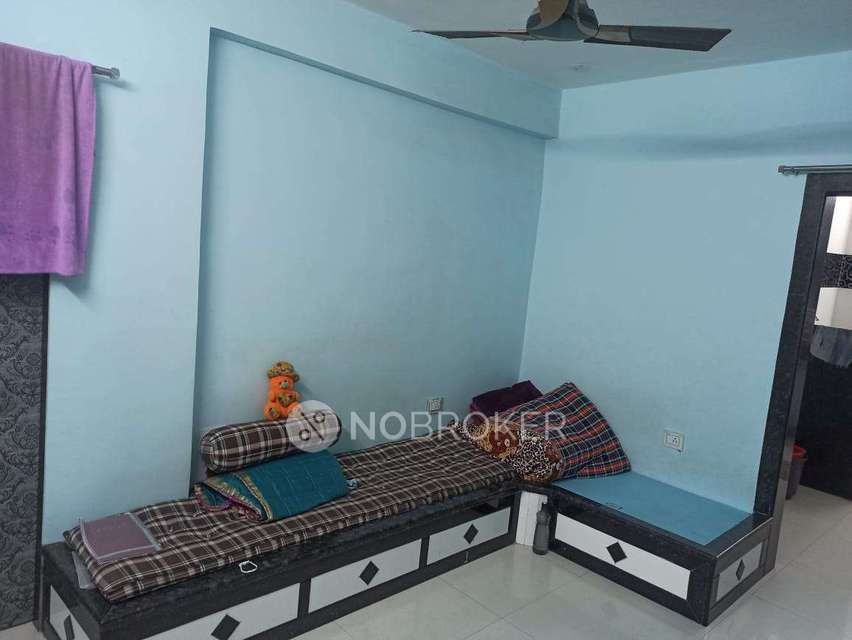 Shared Room for Female In 1 RK  In Karvenagar,