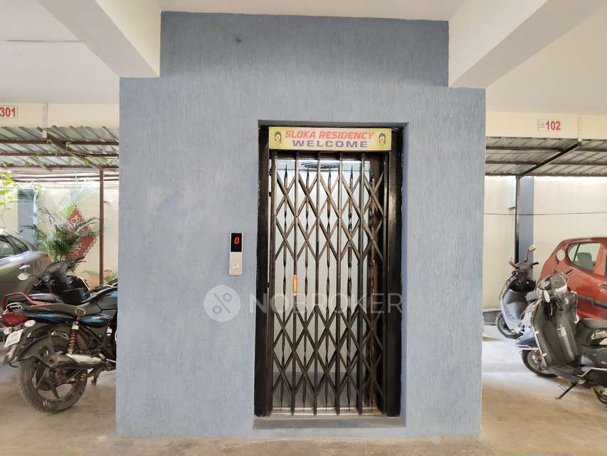 2 BHK Flat In Sloka Residency  For Sale  In Nallakunta