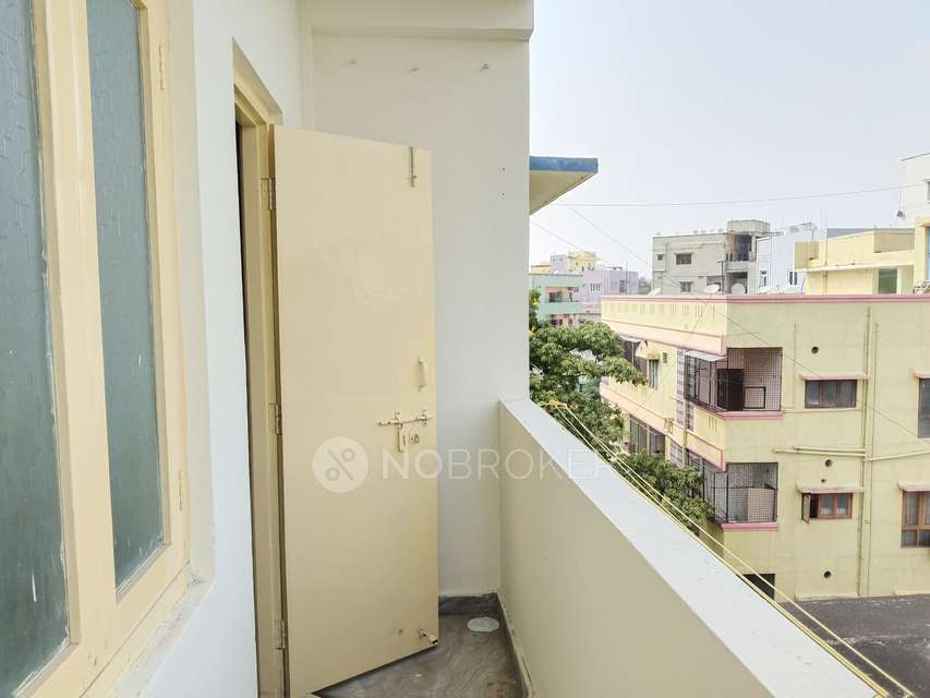 2 BHK Flat In Sloka Residency  For Sale  In Nallakunta