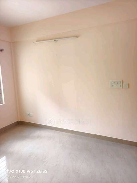 2 BHK Flat In Shriram Smrithi For Sale  In Bidaraguppe