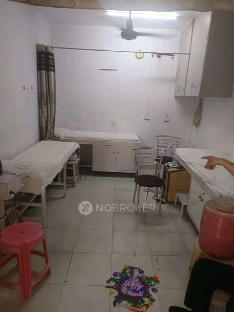 Office Space in Mayur Vihar, Delhi for sale 