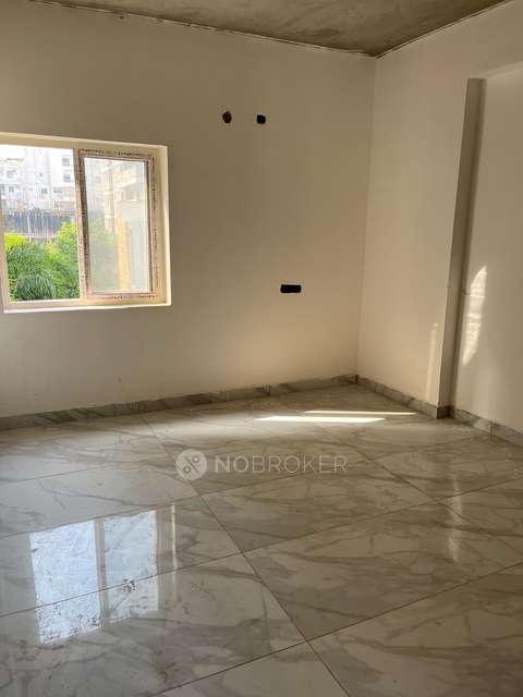 3 BHK Flat In Raj Towers For Sale  In Madhpur 