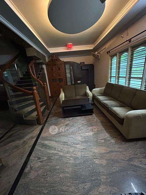 Shared Room for Male In 4 BHK  In  Kasavanahalli