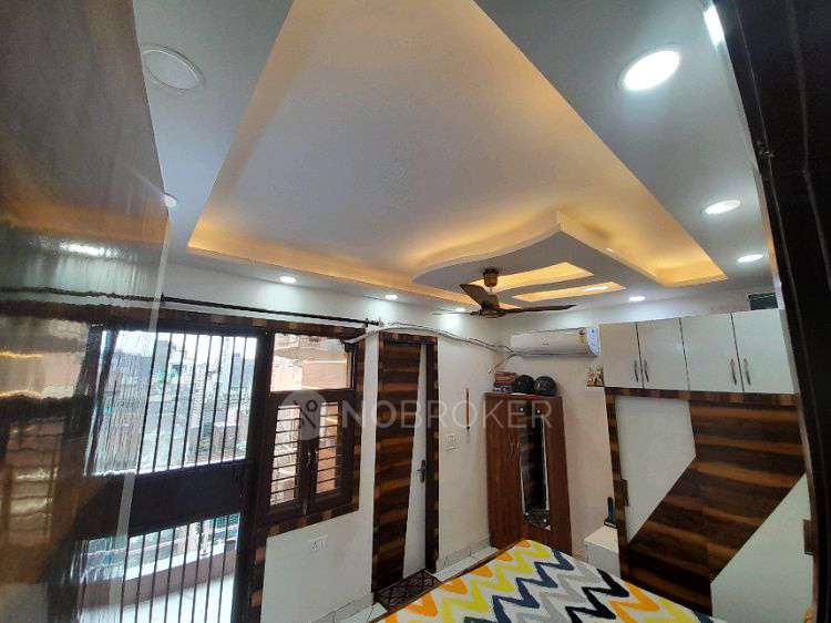 1 BHK Flat In Shri Radhakrishna Appartment For Sale  In  Suraj Nagar