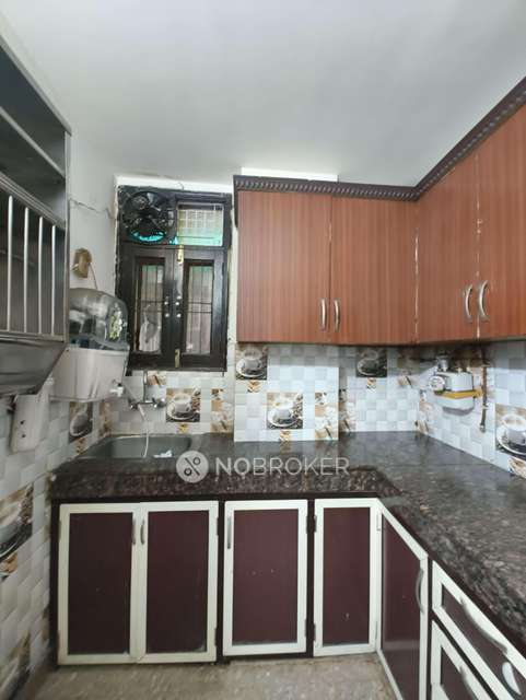 3 BHK Flat In Stanadlone Building  For Sale  In Uttam Nagar