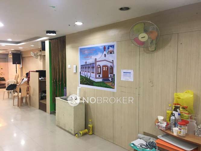 Showroom in W4cw+xv4, Velachery Rd, Ezhil Nagar, Selaiyur, Chennai, Tamil Nadu 600073, India, Chennai for Rent 